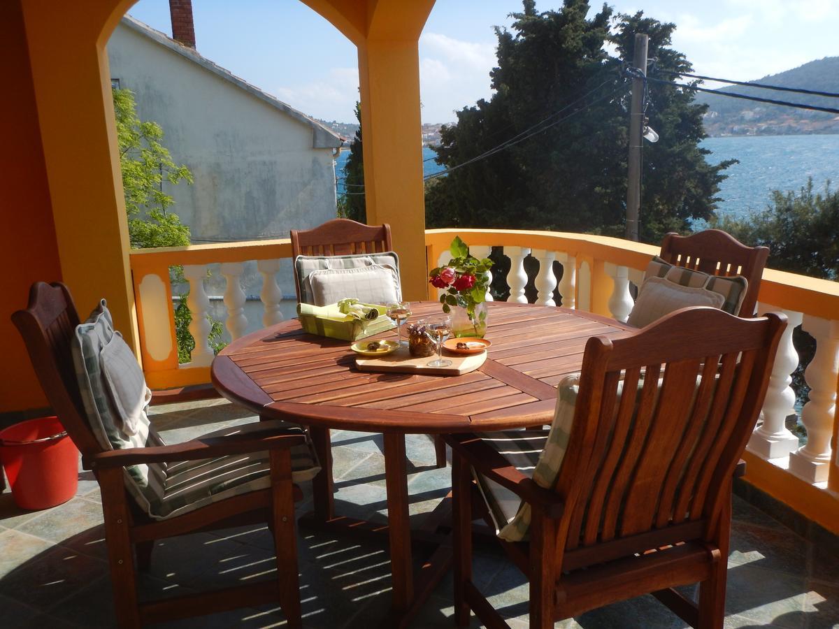 Apartments Val'S Osljak Preko Luaran gambar