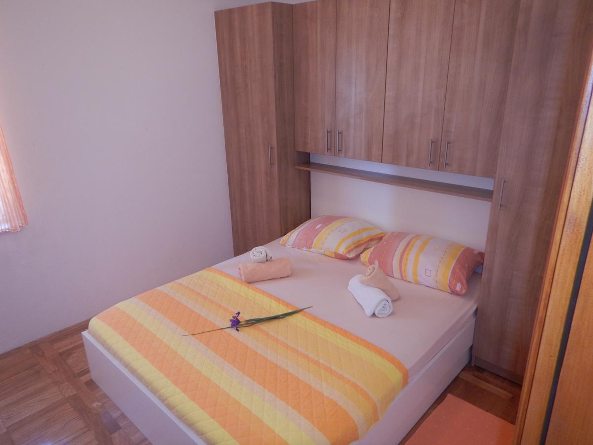 Apartments Val'S Osljak Preko Luaran gambar
