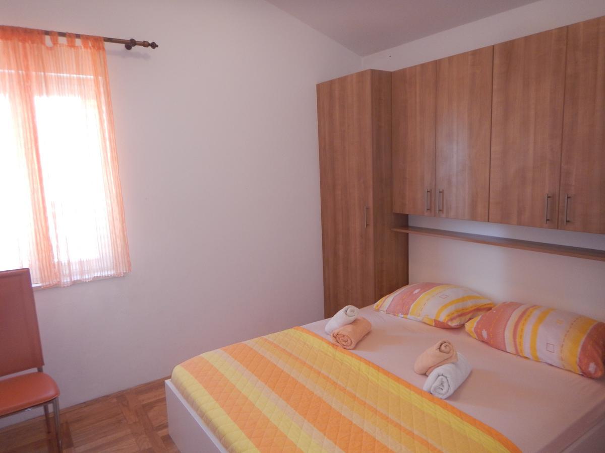 Apartments Val'S Osljak Preko Luaran gambar
