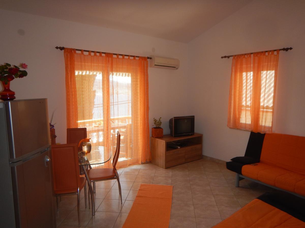 Apartments Val'S Osljak Preko Luaran gambar